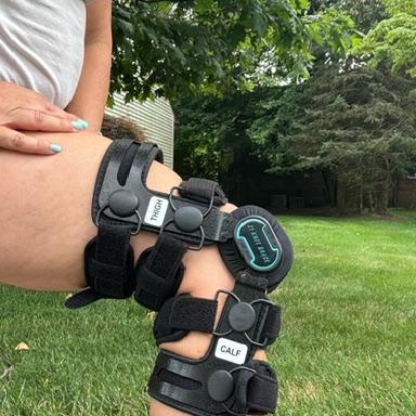 z1kneebrace